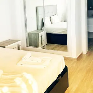 Casa de Férias Vivenda Espacosa E Luminosa, Quelfes